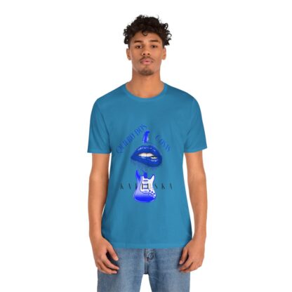 Katiuska Artist Tee "Quiero Dos Cosas" - Image 12