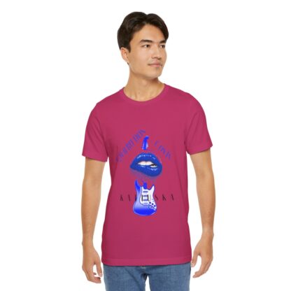 Katiuska Artist Tee "Quiero Dos Cosas" - Image 339