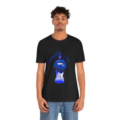 Katiuska Artist Tee "Quiero Dos Cosas" - Image 128