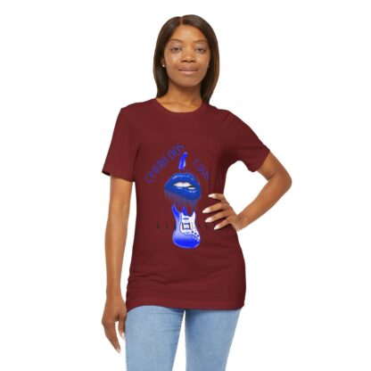 Katiuska Artist Tee "Quiero Dos Cosas" - Image 399