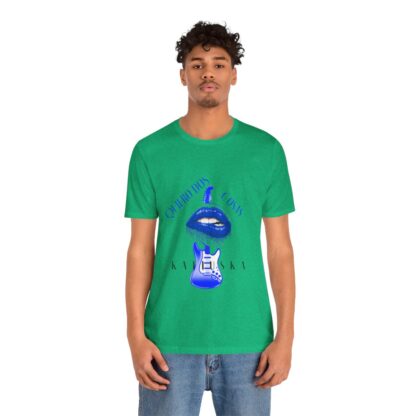 Katiuska Artist Tee "Quiero Dos Cosas" - Image 215