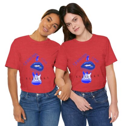 Katiuska Artist Tee "Quiero Dos Cosas" - Image 374
