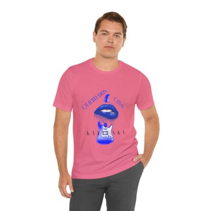 Katiuska Artist Tee "Quiero Dos Cosas" - Image 304